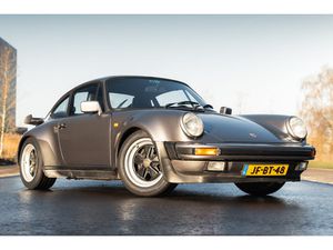 PORSCHE 911 SERIE G 930 1985 PORSCHE 911 (930) TURBO