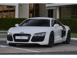 2014 AUDI R8 V8