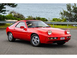 1980 PORSCHE 928 - MANUAL