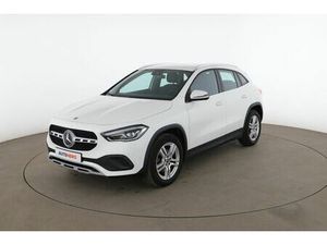 MERCEDES-BENZ GLA 180 D 7G-DCT