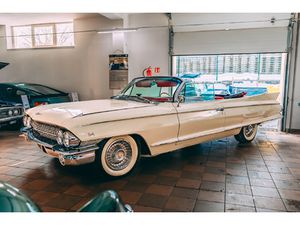 1961 CADILLAC ELDORADO BIARRITZ CONVERTIBLE