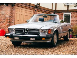 1987 MERCEDES-BENZ (R107) 560SL
