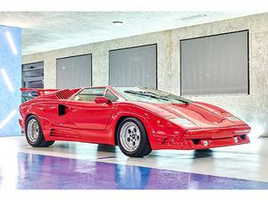 1989 LAMBORGHINI COUNTACH 25TH ANNIVERSARY