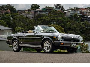 1977 FIAT 124 SPIDER