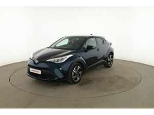 TOYOTA C-HR 2.0 HYBRIDE DESIGN