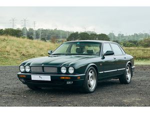 1996 JAGUAR XJR