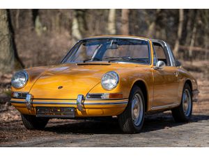 1967 PORSCHE 912 SOFT WINDOW TARGA
