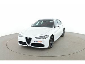 ALFA ROMEO GIULIA 2.0 TB Q4 VELOCE AT8