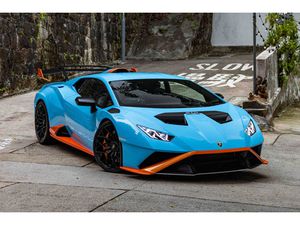 2022 LAMBORGHINI HURACÁN STO - 6,193 KM