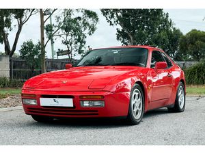 1987 PORSCHE 944 TURBO