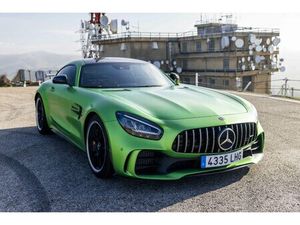 2019 MERCEDES-AMG GT R