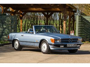 MERCEDES SL 560 SL 1986 MERCEDES-BENZ (R107) 560SL