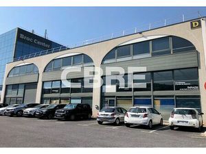 Location bureau CARROS 1 060 m²