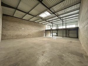 Location local d'activités AULNAY SOUS BOIS 1 069 m²