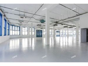 Location local d'activités FRESNES 3 441 m²