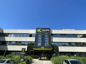 Location bureau 2361 m² à Limonest (69760)