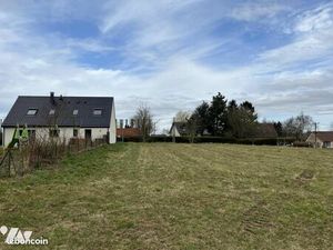 Terrain 973 m² IZEL LES HAMEAU