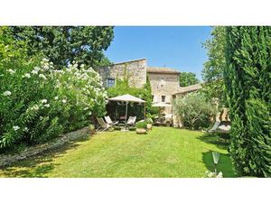 Vente maison 12 pièces 300 m² Beaumettes (84220)