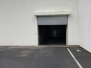 THIANT - Entrepôt 900m²