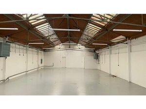 Location local d'activités VILLENEUVE ST GEORGES 1 656 m²