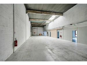 Location local d'activités ERAGNY SUR OISE 1 758 m²