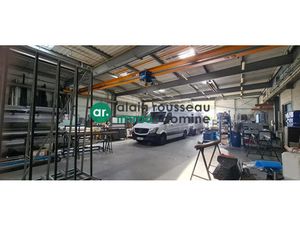 A LOUER BATIMENT INDEPENDANT 2 300m2