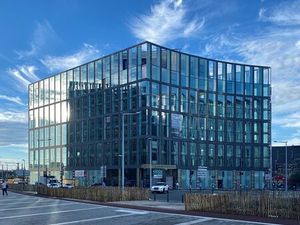 Location bureau EURALILLE 2 387 m²