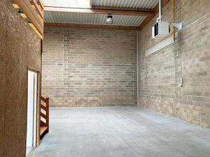 Location local d'activités GELLAINVILLE 2 010 m²