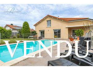 Vente maison 7 pièces 208 m² Roanne (42300)