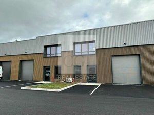 Location commerce 234 m² à Bourgoin-Jallieu (38300)