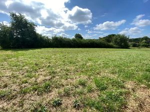 Vente terrain 2121 m² à Aire-sur-l'Adour (40800)  77 000 €