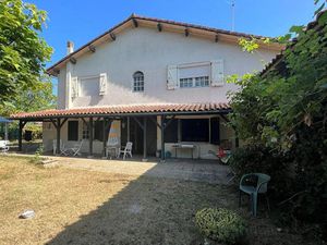 Vente maison 5 pièces 215 m² à Roquefort (40120)  204 000 €
