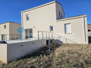 Vente maison 4 pièces 103 m² à Ruoms (07120)  311 000 €