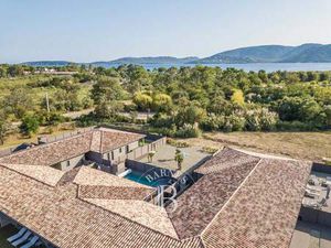 Commerce à vendre 25 Pièces 668 m2 Lecci Porto-Vecchio - 4 877 000 €