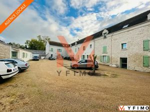 Corps de Ferme A VENDRE