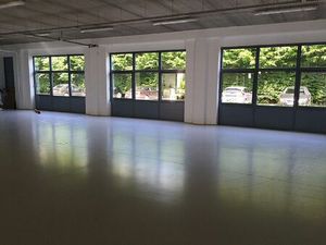Location local d'activités ROISSY EN FRANCE 606 m²