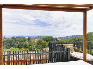 Vente maison 7 pièces 269 m² Vallauris (06220)