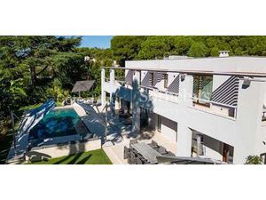 Maison avec piscine en bord de mer Saint-Jean-Cap-Ferrat (06)