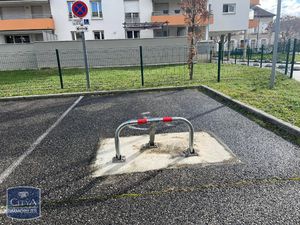 Parking à louer - Saint-Martin-d'Hères (38) - 40€
