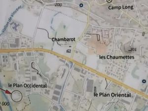 LOCAL ENTREPOT de 250 m2 à vendre à Montauroux 83440