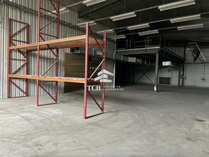 Local d'activités - 1850m2 - Orvault