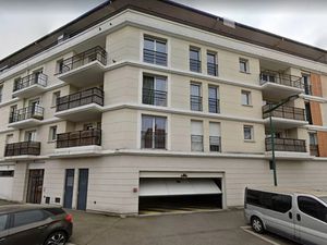 Vente parking 12 m² à Mantes-la-Ville (78711)  14 375 €