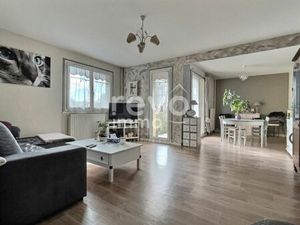 Vente appartement 5 pièces 96 m² Villars-les-Dombes (01330)