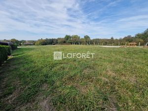 Terrain près de VELLEXON QUEUTREY ET VAUDEY à vendre