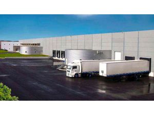 Local commercial La Cavalerie à louer