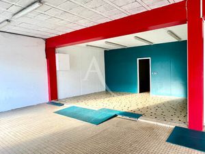 Murs commerciaux Au coeur de La Grière !