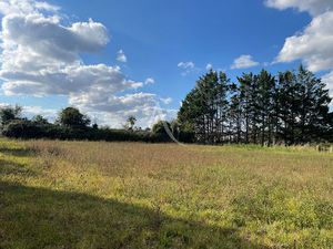 Terrain à bâtir de 1 979 m²