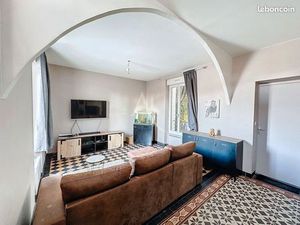 Immeuble 2 pièces 140 m²