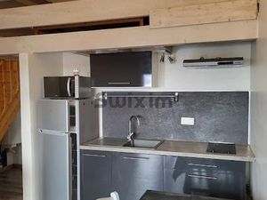 Location meublée appartement 1 pièce 16 m² à Uzès (30700)  510 €