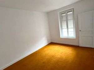 Vente appartement 2 pièces 28 m² à Stains (93240)  85 000 €